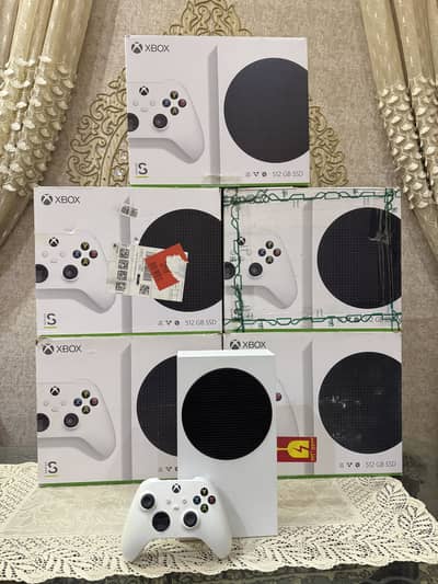 XBOX SERIES S (MINT CONDITION) FOR SALE