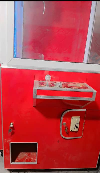 claw game  catcher and other video games