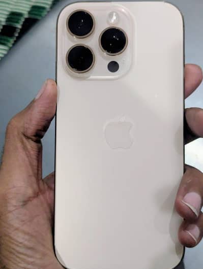 iPhone 16 Pro jv with BOX