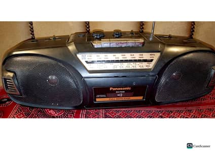 National Panasonic Tape Recorder with 4 Band Radio. Video Available