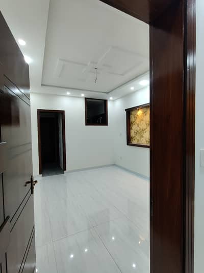 Sale A House In I-10 Prime Location