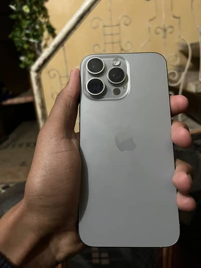 iPhone 15 pro Max JV