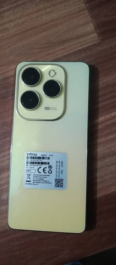 Infinix Hot 40 Pro 12/256GB With Complete Box