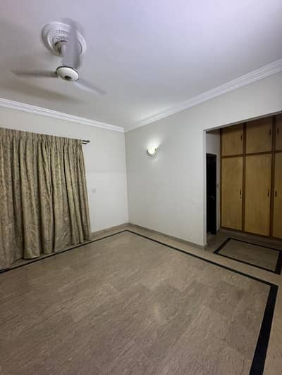 05 MARLA UPPER PORTIONS FOR RENT IN JOHAR TOWN LAHORE