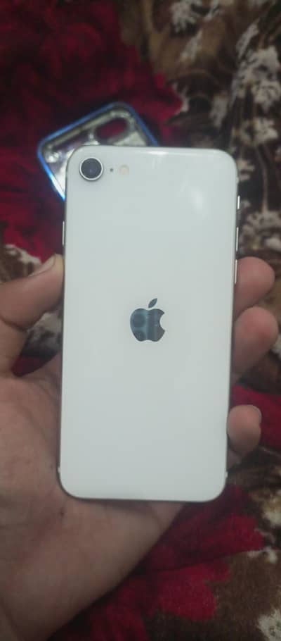 I phone se lock to owner