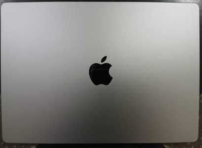 Apple MacBook intel and m series all models available