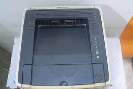 printer available in good condition & Works like New