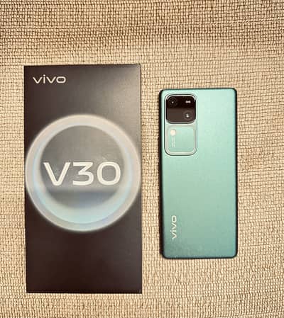Vivo V30