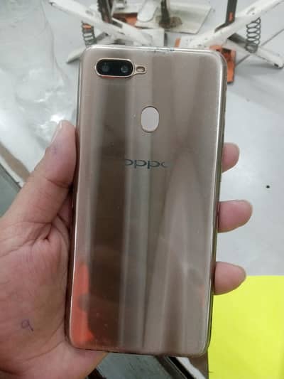 Oppo A 7  4/64