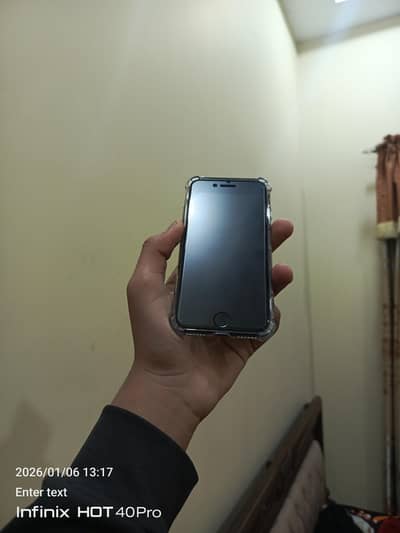 I phone se 64 gb ram 4 gb rom