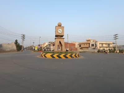 Prominently-Located Prime Location 8 Marla Commercial Plot Available In Central Park - Block AA