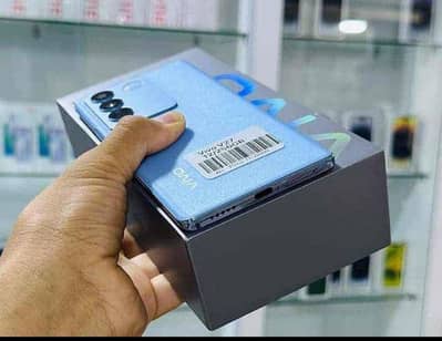 vivo V27 bro 12/256 GB