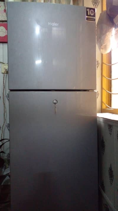 HAIER REFRIGERATOR 276 EBS SILVER for sale/Fridge