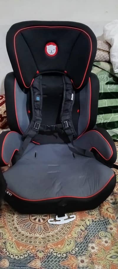 BABY CAR SEAT & BABY COT