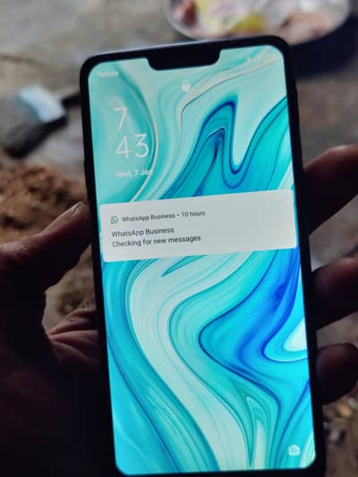 OPPO F7 - 4GB RAM, 64GB Storage, Good Condition