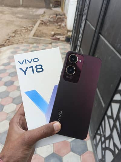 Vivo Y18 4+4/128 Pta approved 03417059154
