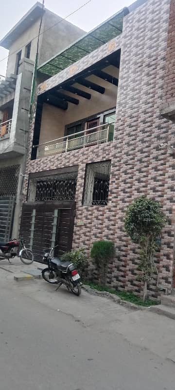 Shadaab Garden 5 Marla Double Storey House For Sale.