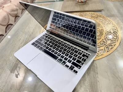 Apple MacBook Pro 13” Retina 2014 | 8GB RAM | 256GB SSD | laptops