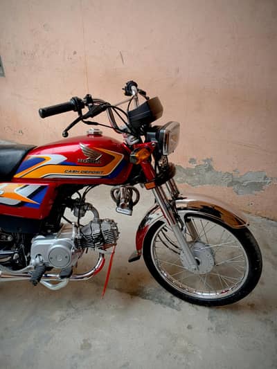 Honda CD 70 Lush Condition Bike Zero Scarh Applied For Open latter
