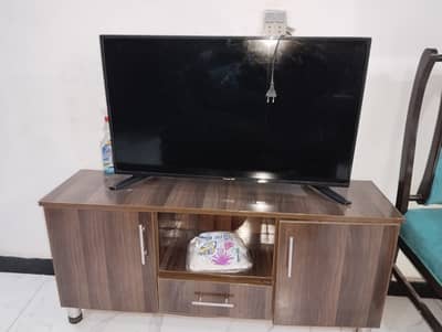 Fully furnished & well-maintained Furniture & Appliances Bed sets with mattresses Sofa set Dining table & chairs Wardrobes Curtains & carpets Appliances Refrigerator Washing machine Microwave Stove / Cooking range Water heater (Geyser) Air conditioner / Fans Kitchen Items Complete kitchen cabinets Crockery & basic utensils