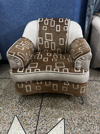 5 seater Sofa For Sale in Rawalpindi Cantr