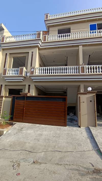 Immediately Sale   7 Marla Double Storey Newly Constructed Beautiful House