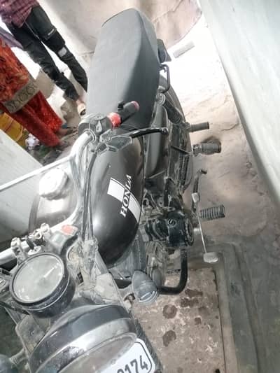 Honda 100 2011 model self start karwi we hy