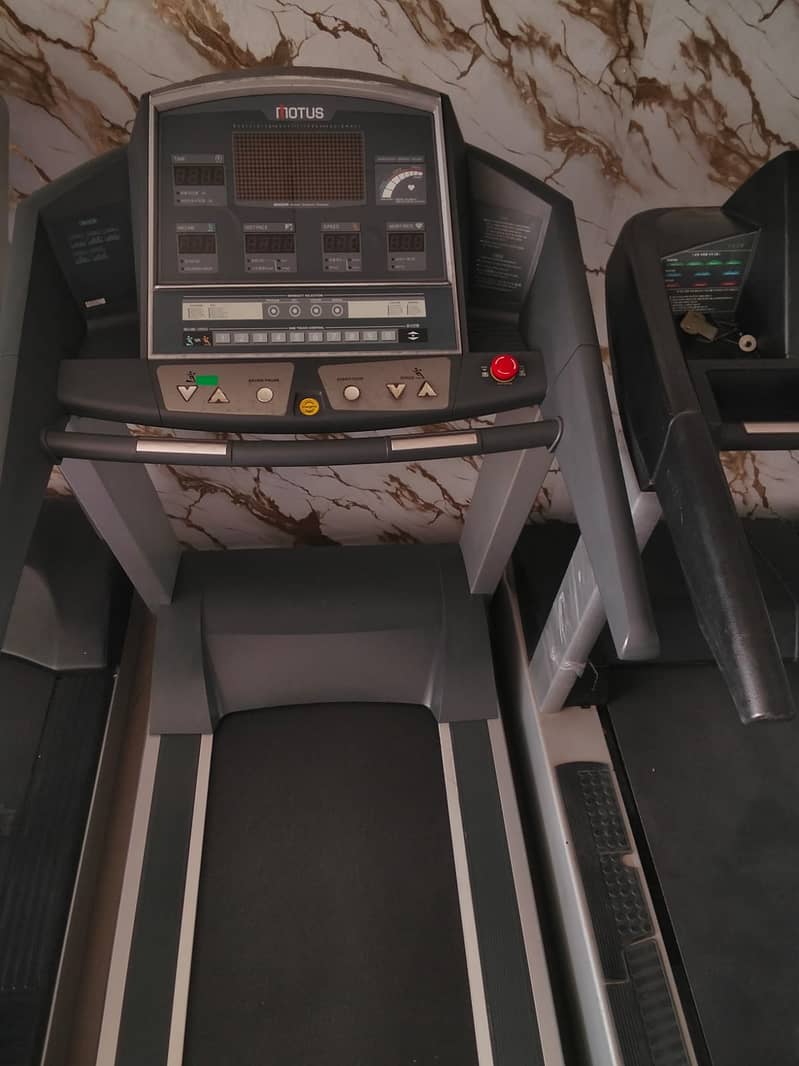 Treadmill /New Treadmill /Running machine /Exercise Jogging Machine 2
