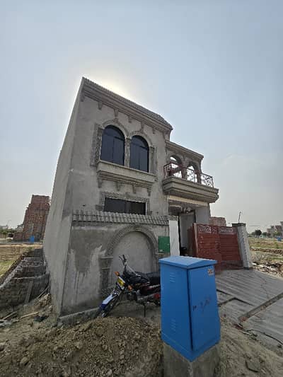 9 Marla House Available For Sale At The Reasonable Price