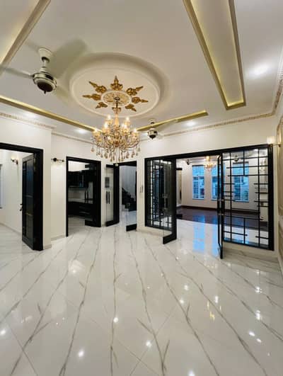 4 Beds 10 Marla Double Storey Brand New House For Sale Formanites Housing Scheme Lahore.