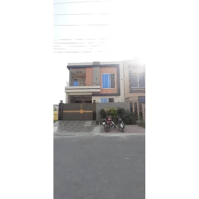 5Marla Beautiful Design House Available For Sale At The Hottest Location Of Central Park Housing Scheme Lahore