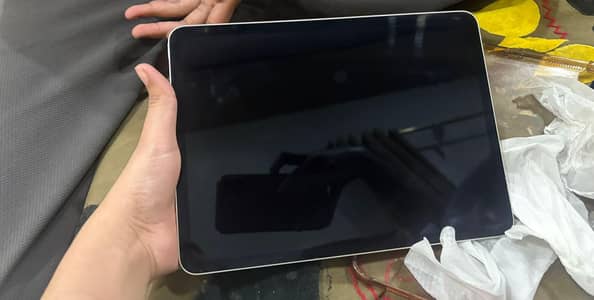 iPad pro m2 Silver colors 128gb