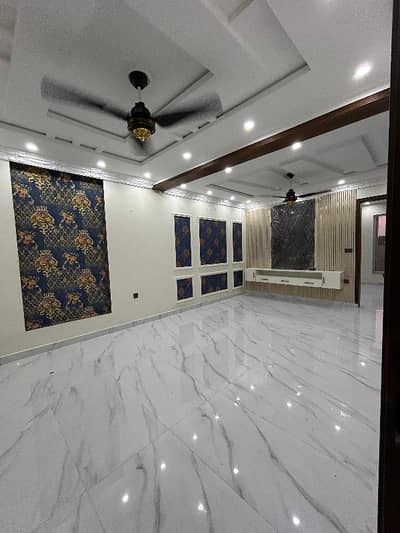 5 Marla Brand New House Available For Rent