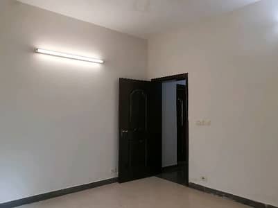 12 Marla House In Lahore Is Available For sale