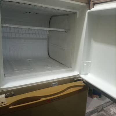 Good condition and behtreen cooling