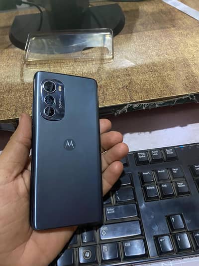 MOTOROLA EDGE 2022 6GB 128GB EXCHANGE POSSIBLE