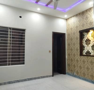 Get This Amazing 5 Marla Lower Portion Available In Johar Town