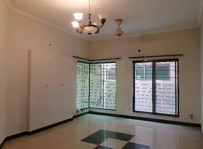 12 Marla House Is Available For Sale