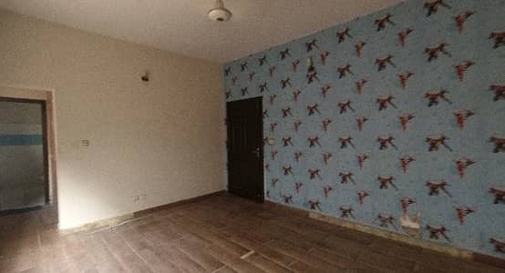 A Stunning House Is Up For Grabs In Askari 10 - Sector S Lahore