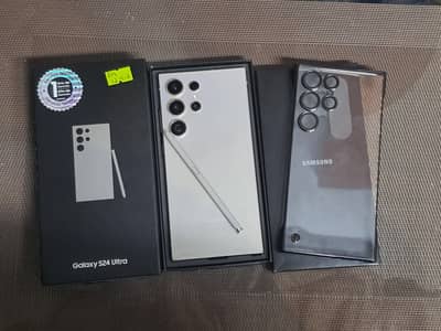 Samsung Galaxy S24 Ultra for sale in excellent / like-new condition.