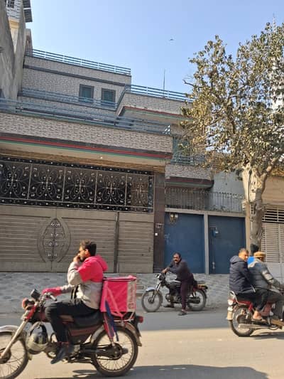 10 Marla Owner Build Solid Construction Double Storey House For Sale In Ichhra Main Rawan Road