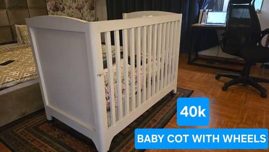 baby cot which can be use up to 4 years