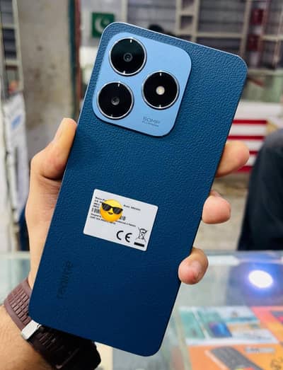 Realme C63 6Gb Ram 128Gb Memory