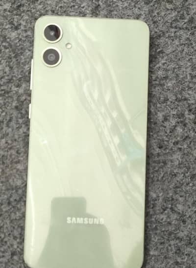 A05 4/128 with Box 10/9 condition