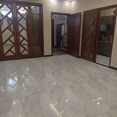 10 MARLA HOUSE FOR SALE AT THE HOT LOCATION OF JOHAR TOWN LAHORE