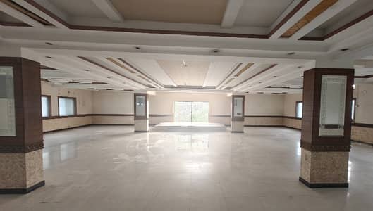 9300SQFT STRAIGHT HALL FOR RENT