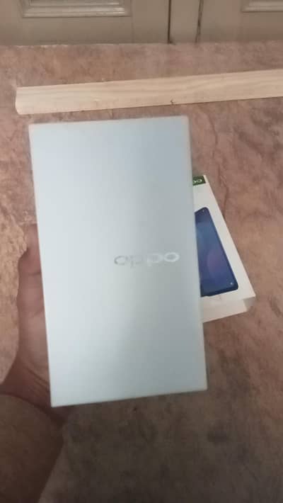 Oppo F 11