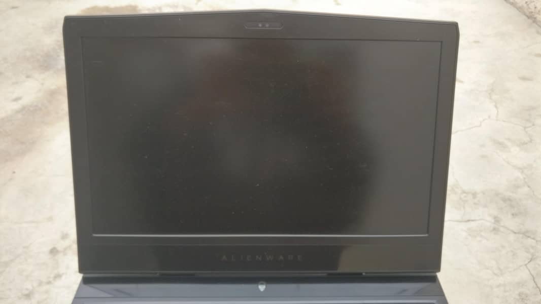 Alienware 17r4 5