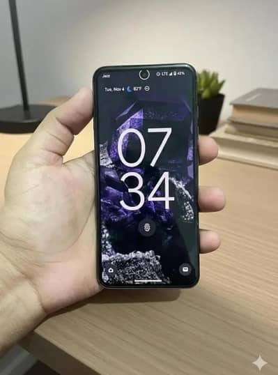 Pixel 8 10/10 condition Sale Exchange possible urgent