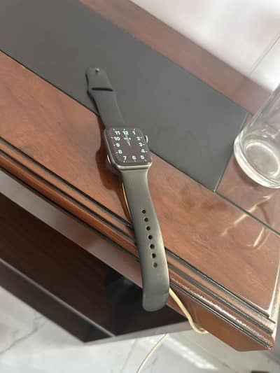 Apple Watch 4 series 44 mm